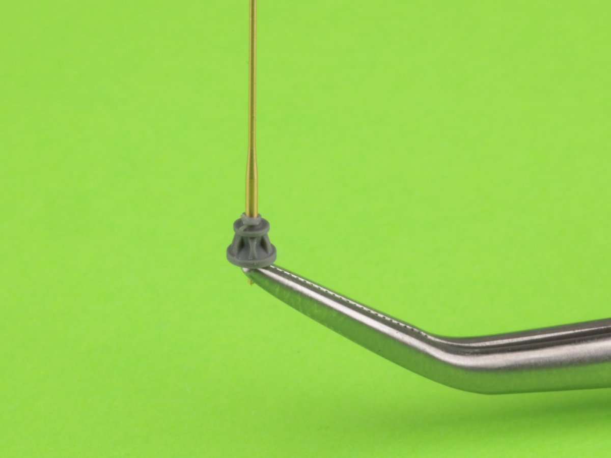 Master GM-35-044 German WWII 1.4m rod antenna (for Fu 7 radio set) (1pc) 1/35 – image 2