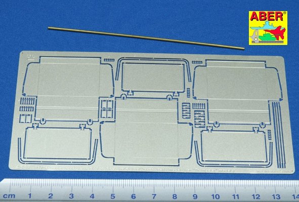 Aber 35194 Char lourd russe KV-1, KV-2 - vol. 4 - ensemble supplémentaire - boîtes à outils type ancien pour les premiers garde-boues (1/35) – image 2