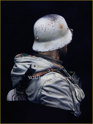 Young Miniatures YM1849 Motocycliste allemand Front de l&amp;#39;Est Seconde Guerre mondiale 1/10 – image 4