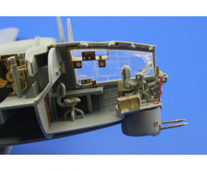 Intérieur avant du B-17G Eduard 73382, échelle 1/72, Revell – immagine 4