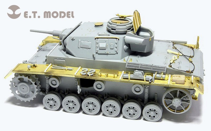 ET modèle E35-030 WWII allemand Pz.Kpfw.III Ausf.J Basic (pour DRAGON 6463/6394) (1/35) – image 2