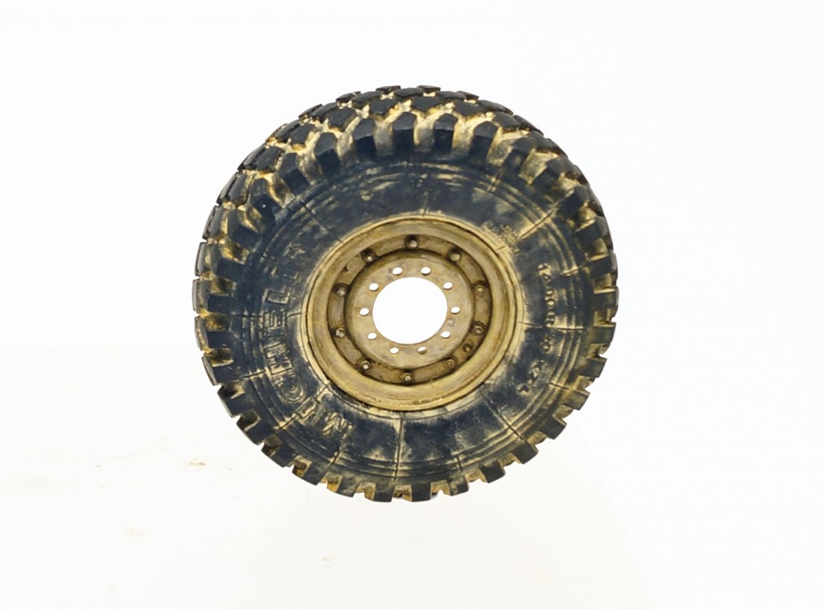 Roues de route Panzer Art RE35-513 M923 « Big Foot » (motif Michelin en X) 1/35 – immagine 3