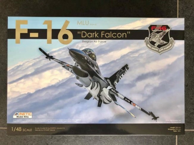 Kinetic K49002 F-16 « Dark Falcon » Force aérienne belge 1/48 