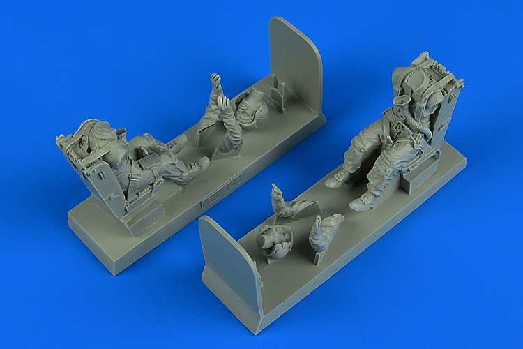 Aerobonus 320143 Figurine de pilote et opérateur de l'USAF avec sièges éjectables pour T-28D Trojan, Guerre du Vietnam, pour Kitty Hawk au 1/32