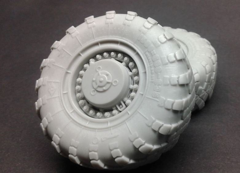 Roues de route Panzer Art RE35-581 MAZ-543 1/35 