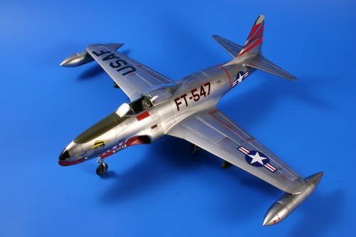 Specjal Hobby 32048 F-80C Étoile filante sur la Corée (1/32)  – Bild 9