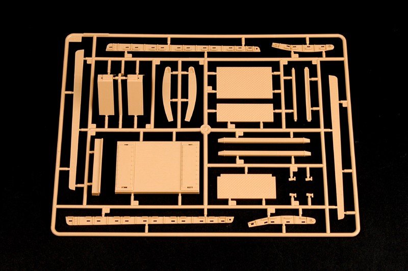 Trumpeter 00221 Schwere Plattformwagen Type SSyms 80 1/35 – zdjęcie 8