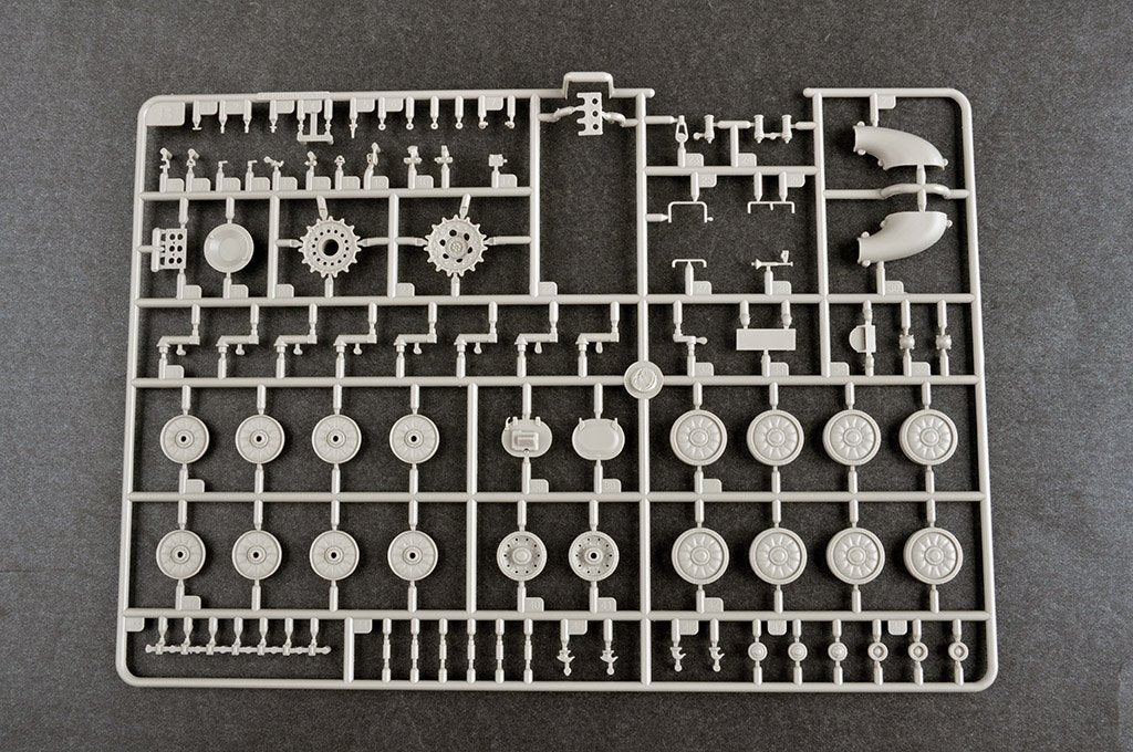 Trumpeter 09599 2S25 Sprut-SD Char léger amphibie 1/35 – image 8