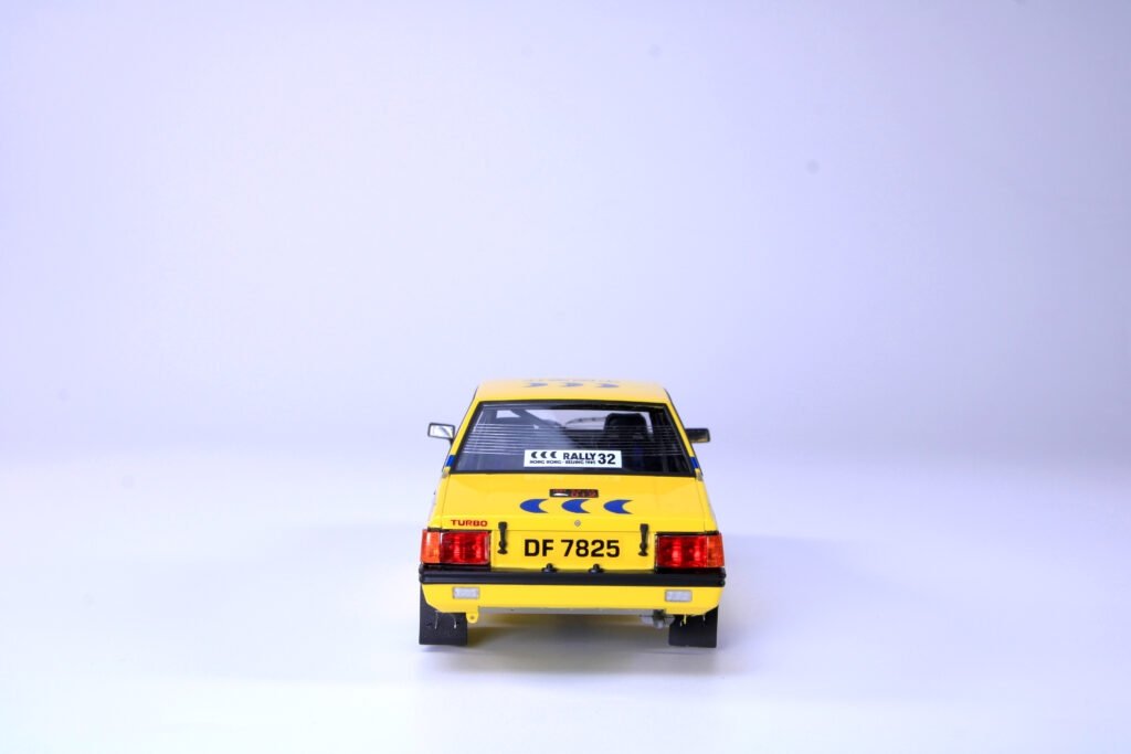 NuNu PN24032 Mitsubishi Lancer Turbo 85 Rallye Hong Kong-Pékin 1/24 – image 10