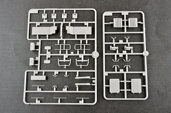 Trumpeter 01065 MAZ-537G Type de production tardive avec semi-remorque ChMZAP-9990 1/35  – immagine 15