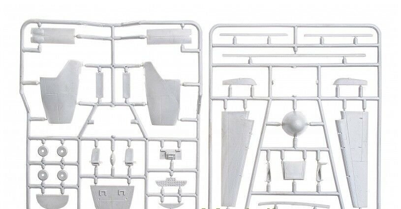 Modèle A 72022 Ilyushin IL-22M 1/72 – image 9