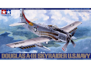 Tamiya 61058 Douglas A-1H Skyraider US Navy 1/48 – immagine 2