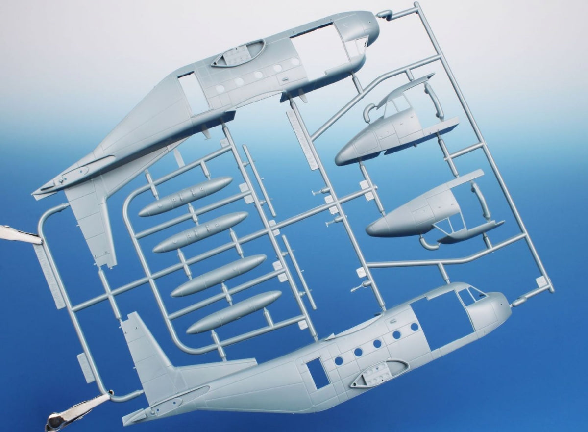 Special Hobby 72489 CASA C-212-300/400 « Casa à long nez » 1/72  – immagine 8
