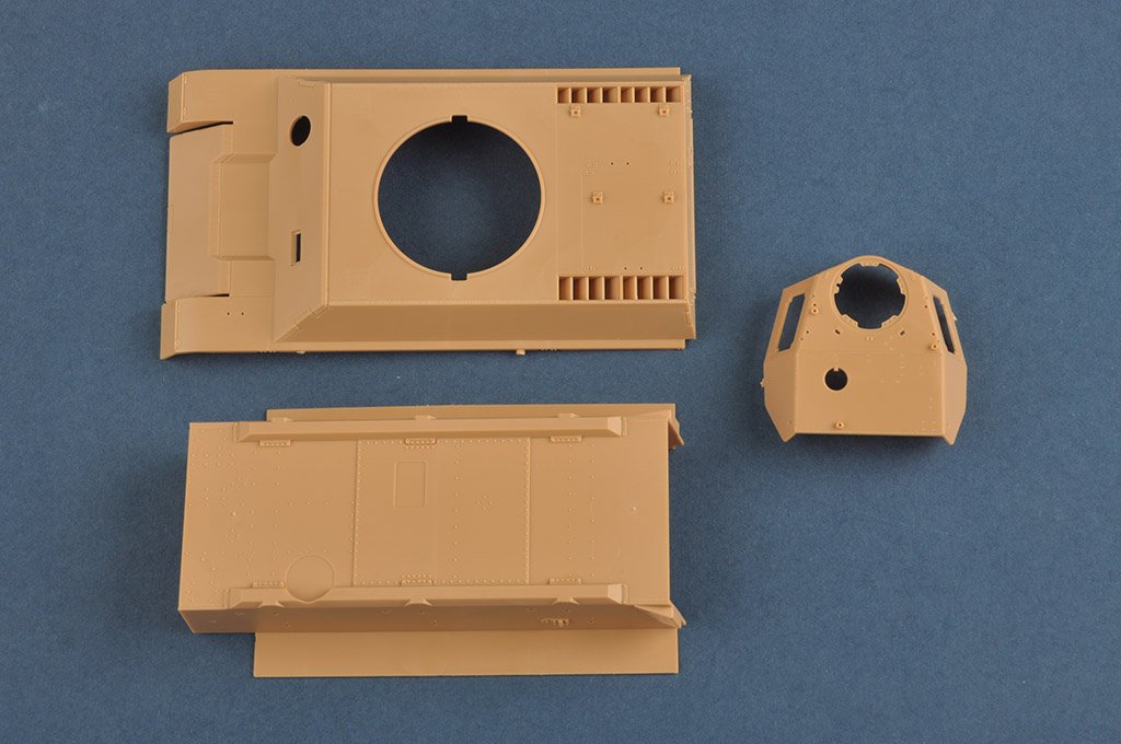 Hobby Boss 80151 Char allemand Type III/IV à châssis hybride et petite tourelle, échelle 1/35  – immagine 5