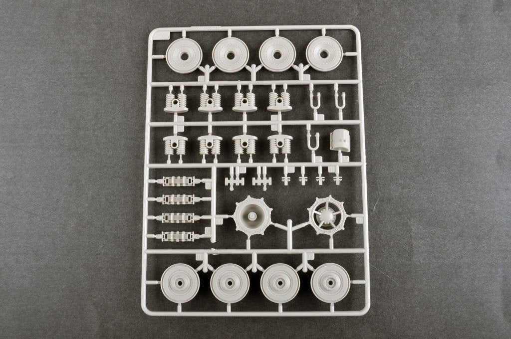 Trumpeter 09585 E-100 Flakpanzer avec Flak 40 de 12,8 cm au 1/35 – Bild 16