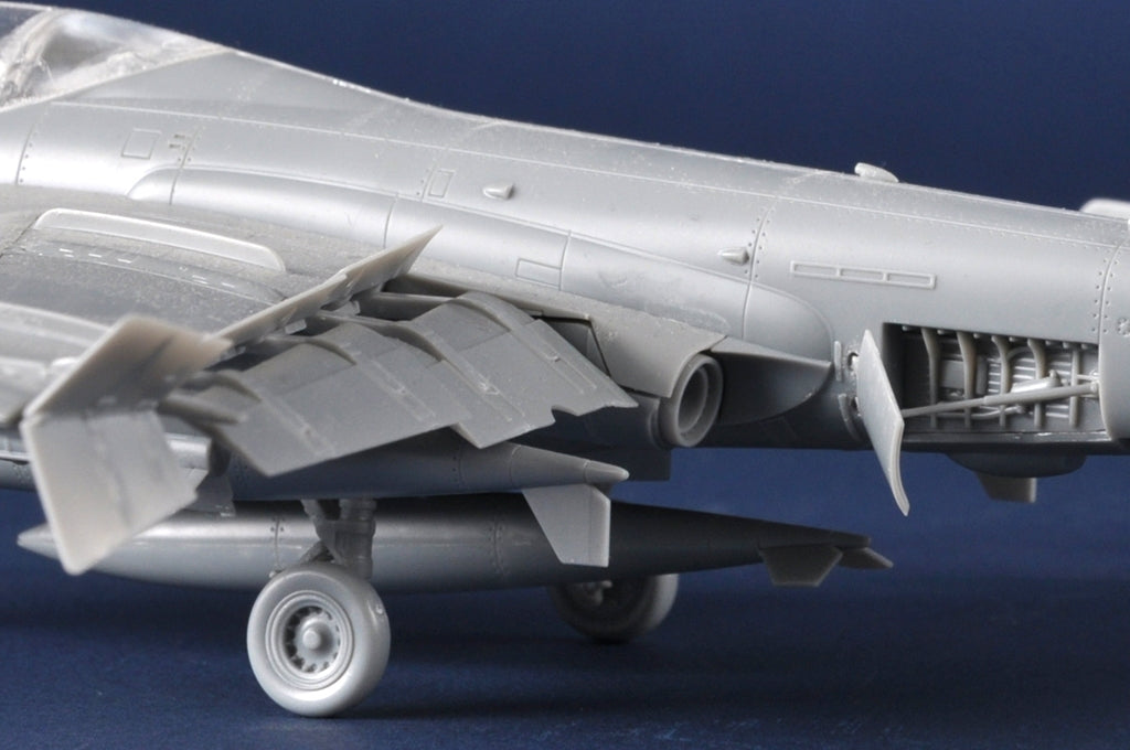 Trumpeter 01640 Grumman A-6A/E Intruder 1/72 – image 6