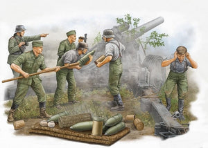 Trumpeter 00425 Équipe de canonniers de l&amp;#39;obusier de campagne allemand s.FH 18 (1/35) – immagine 2
