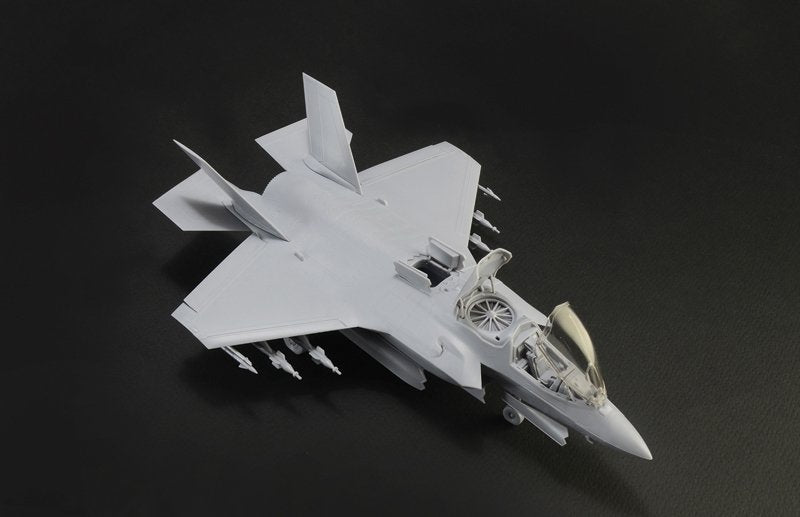 Italeri 1425 F-35 B Lightning II STOVL 1/72 – image 11