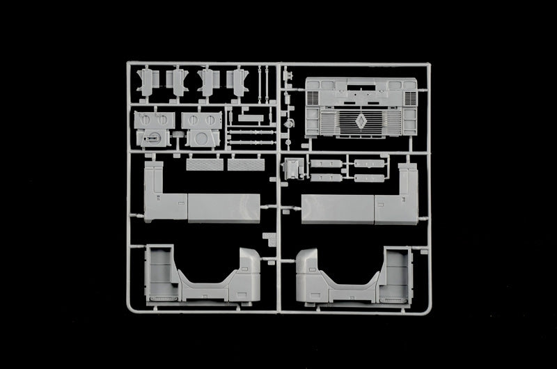 Italeri 3969 Renault AE500 Magnum 1/24