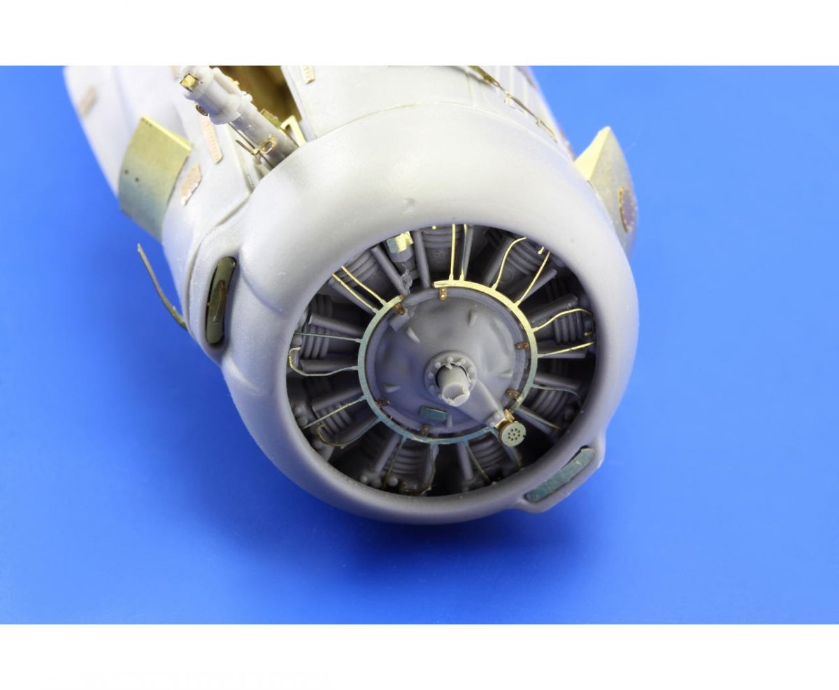 Eduard 49601 T-28 SA RODEN 1/48  – Bild 7