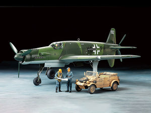 Tamiya 25206 Dornier Do335A Pfeil &amp;amp; Kubelwagen Type 82 Coffret 1/48