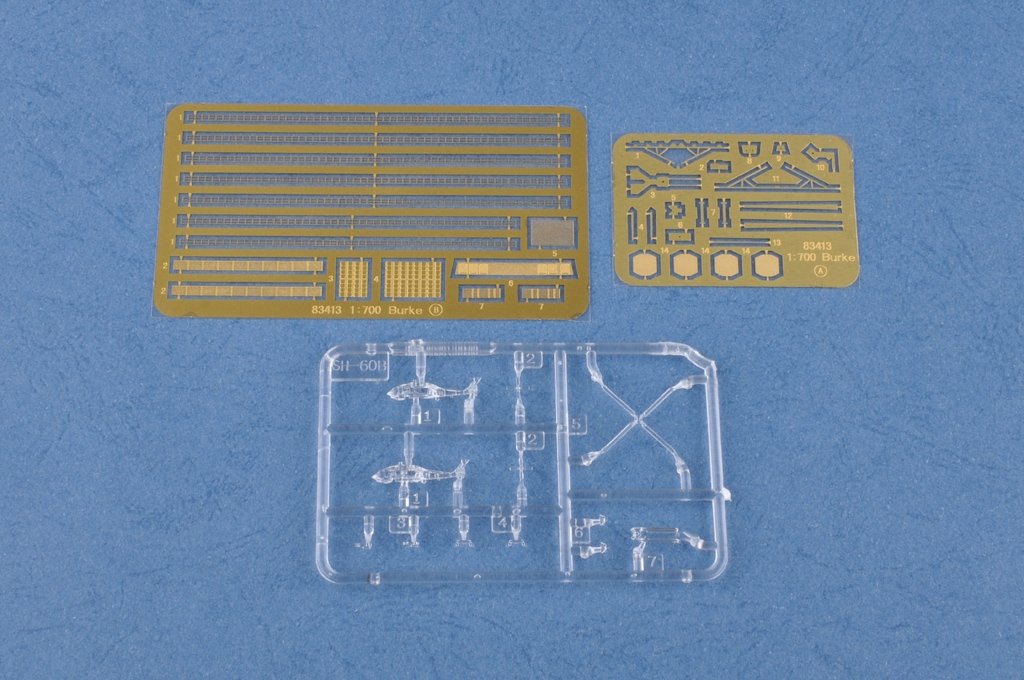 Hobby Boss 83413 USS Momsen DDG-92 1/700 – image 8