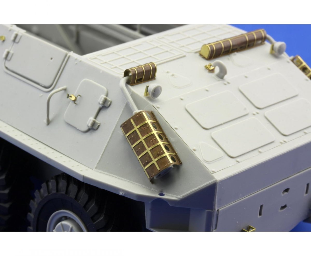 Eduard 36186 BTR-60P APC 1/35 Trumpeter – image 8
