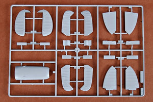 Trumpeter 02413 Spitfire MK.VI 1/24 – imagen 9