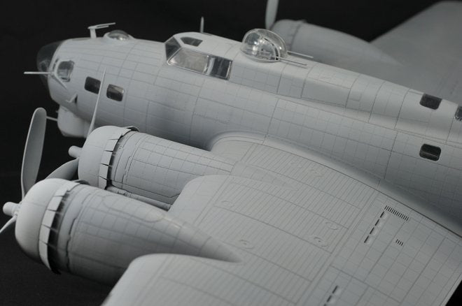 Maquettes HK Models 01E04 B-17 Flying Fortress F et G (1/32) – immagine 9