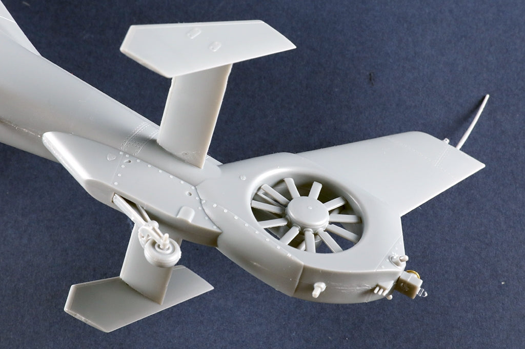 Trumpeter 05851 Z-19G Light Scout/Attack Helicopter 1/48
