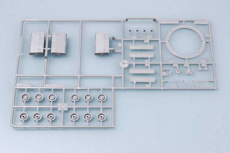 Trumpeter 00367 Char allemand Pz.Kpfm KV-2 754(r) (1/35) – image 9