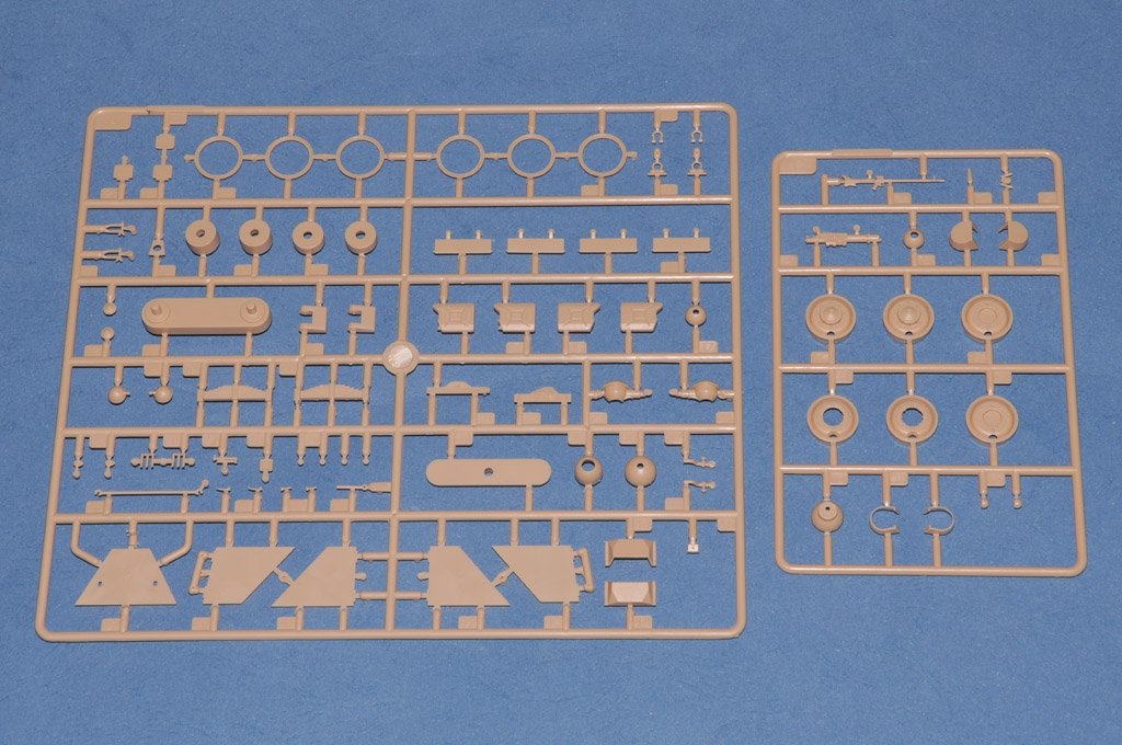 Hobby Boss 83889 M35 Mittlere Panzerwagen ADGZ-Daimler 1/35 – immagine 7