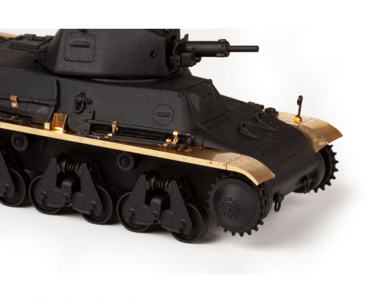 Eduard 36536 H39 Char léger français TAMIYA 1/35 – image 10