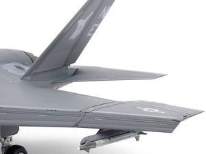 Tamiya 61127 Lockheed Martin F-35C Lightning II 1/48 – image 15
