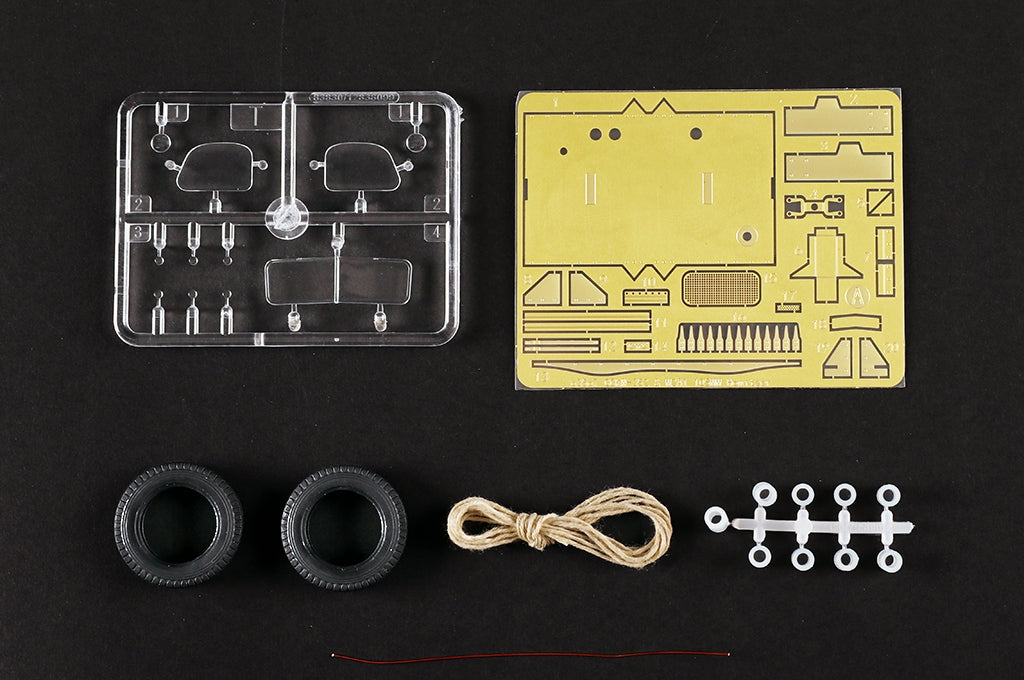 J&amp;#39;adore le kit 63567 CCKW-352 avec obusier M2A1 de 105 mm - Version tourelle mitrailleuse 1/35 – image 23