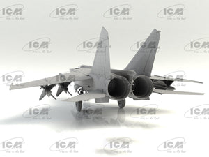 ICM 72177 MiG-25PD Chasseur intercepteur soviétique 1/72 – immagine 3