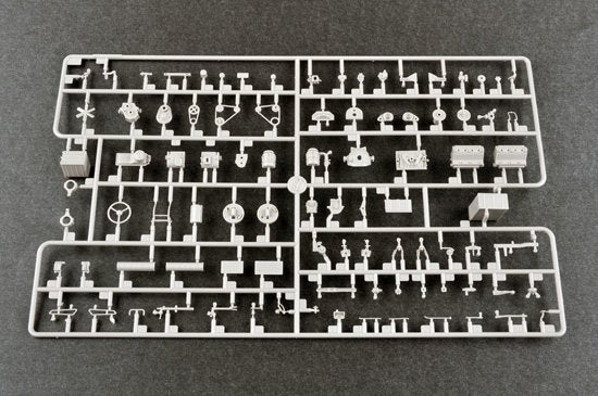 Trumpeter 01032 Russe 9P138 Grad-1 sur Zil-131 (1/35) – image 7