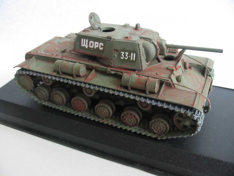 PST 72013 KV-1A Char lourd 1/72 – image 2