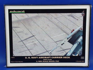 Présentoir Eduard 8802 PSP Pont d&amp;#39;un porte-avions de l&amp;#39;US Navy 1/48