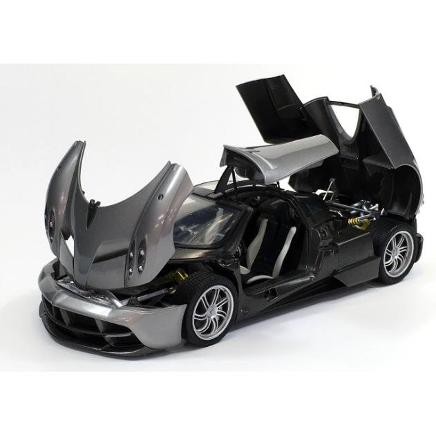 Aoshima 01091 PAGANI HUAYRA - Édition outre-mer 1/24  – image 5
