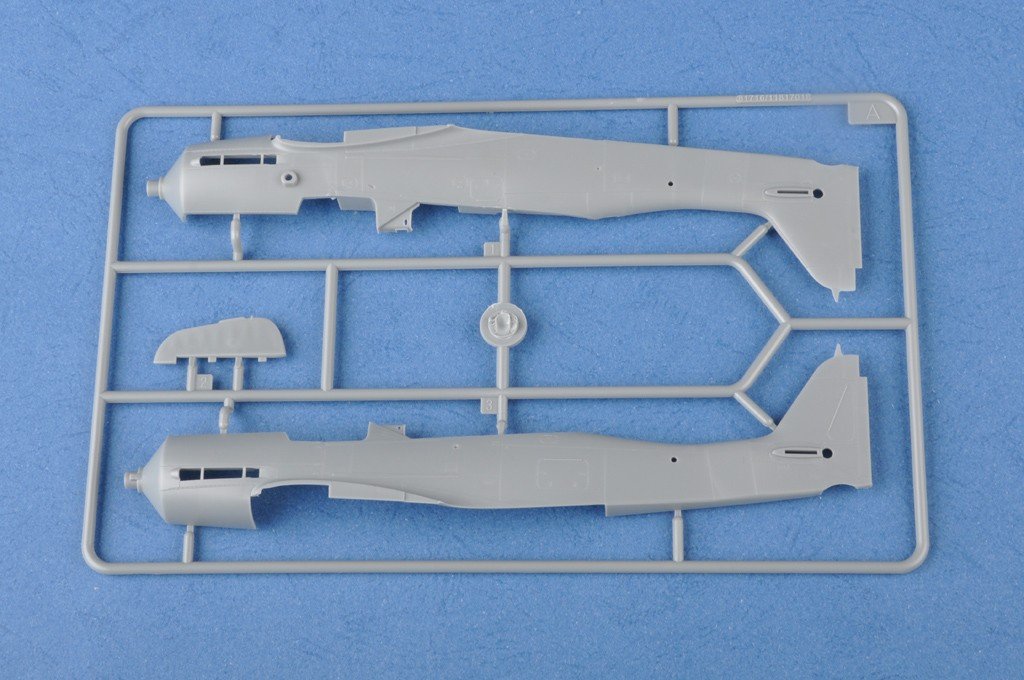 Hobby Boss 81716 Focke Wulf Fw 190D-9 1/48 – image 5