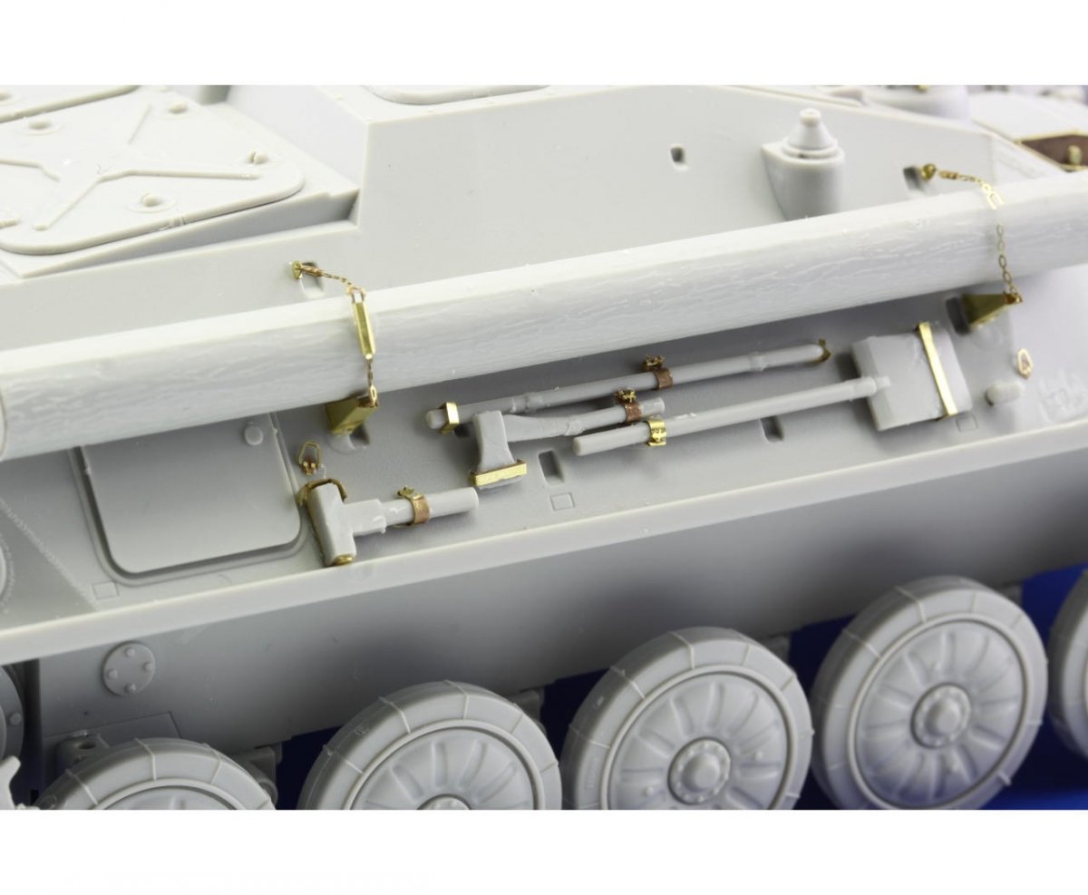 Eduard 36194 ASU-85 SPG (1956) 1/35 Trumpeter – immagine 14