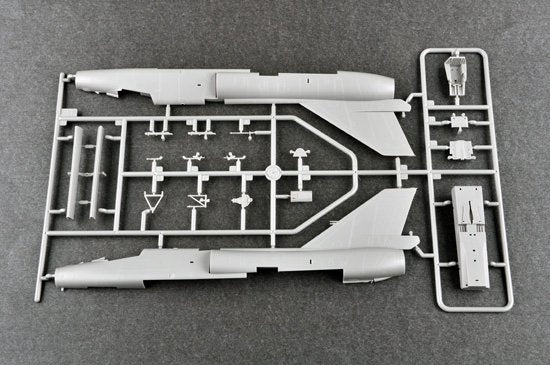 Trumpeter 01682 US F-106A Delta Dart 1/72 – image 6