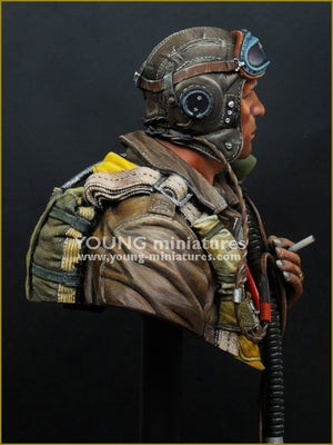 Young Miniatures YM1856 Pilote de chasse USAAF 1944 1/10 – immagine 7