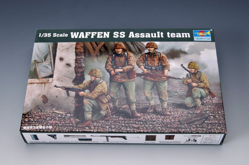 Trumpeter 00405 WAFFEN SS ASSAUT TEAM (1/35) – immagine 2