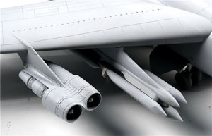 Modelcollect UA72200 B-52H US Stratofortress Bombardier stratégique 1/72 – imagen 10