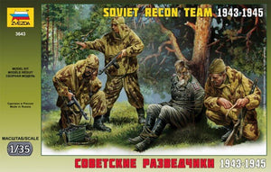 Zvezda 3643 Soviet Reconnaissance Team 1943 - 1945 1/35