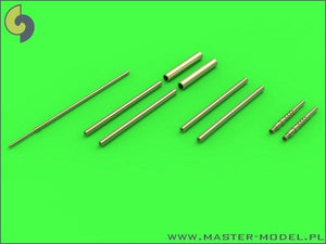 Ensemble d&amp;#39;armement Master AM-32-064 Fw 190 A6 (embouts de canon MG 17, canons MG 151, carénages MG 151) et tube Pitot (1/32)