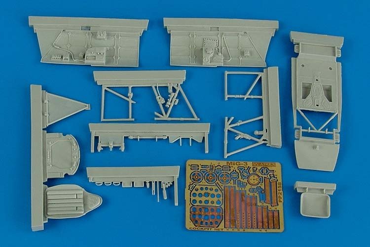 Ensemble de cockpit Aires 2158 MiG-3 au 1/32 Trumpeter