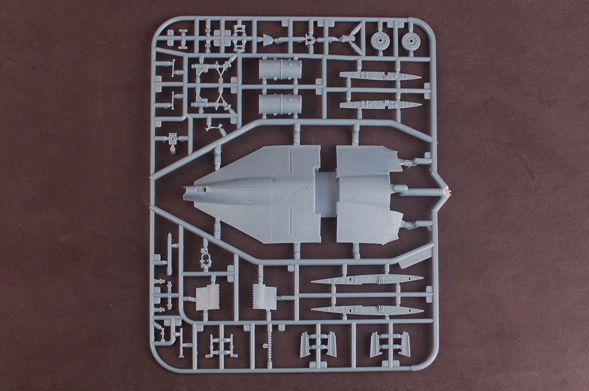 Kitty Hawk 80129 TF-9J Cougar 1/48 – Bild 9